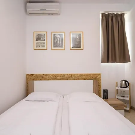 Hotel In Meta Mate 3*