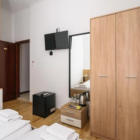 Hotel In Meta Mate