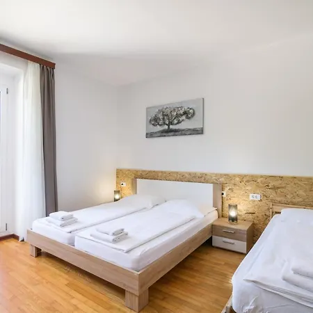 Hotel In Meta Mate 3*