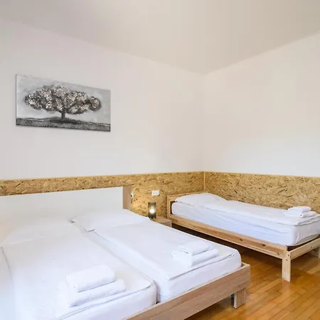 In Meta Mate Hotel Split